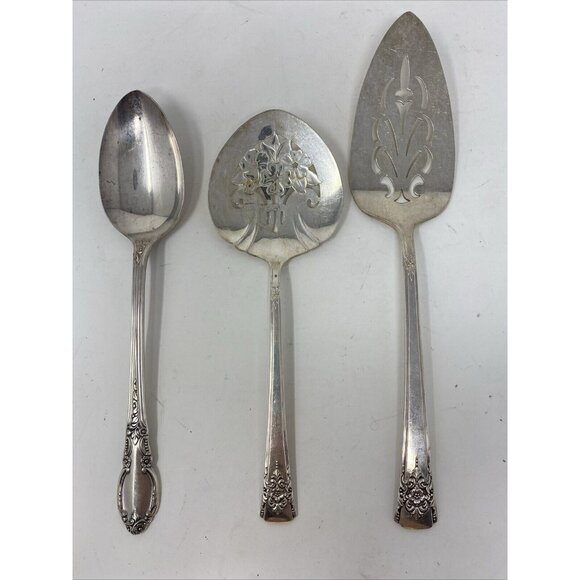Vintage Oneida Rogers Enchantment Flatware 2 Piece Serving Set & Tablespoon - Picture 1 of 8